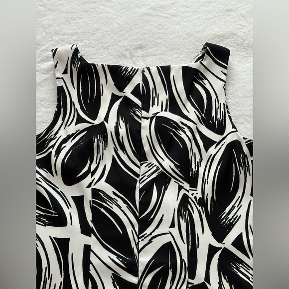 AGB - Black and White Patterned Dress - Size 8 - Picture 9 of 15
